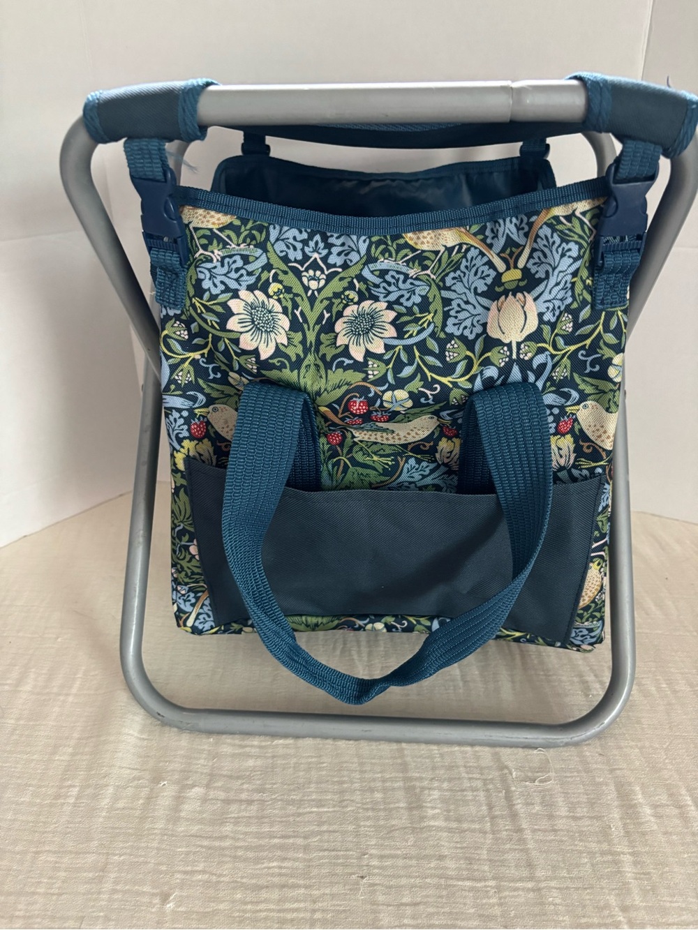 Folding Garden Stool w/Tote Bag with handles